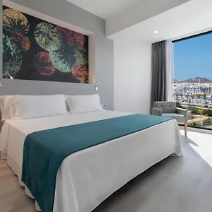 4* فندق Occidental Palmas